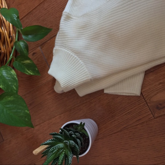 Muji mock turtle neck - Picture 2 of 2